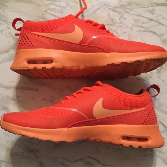 nike air max thea coral